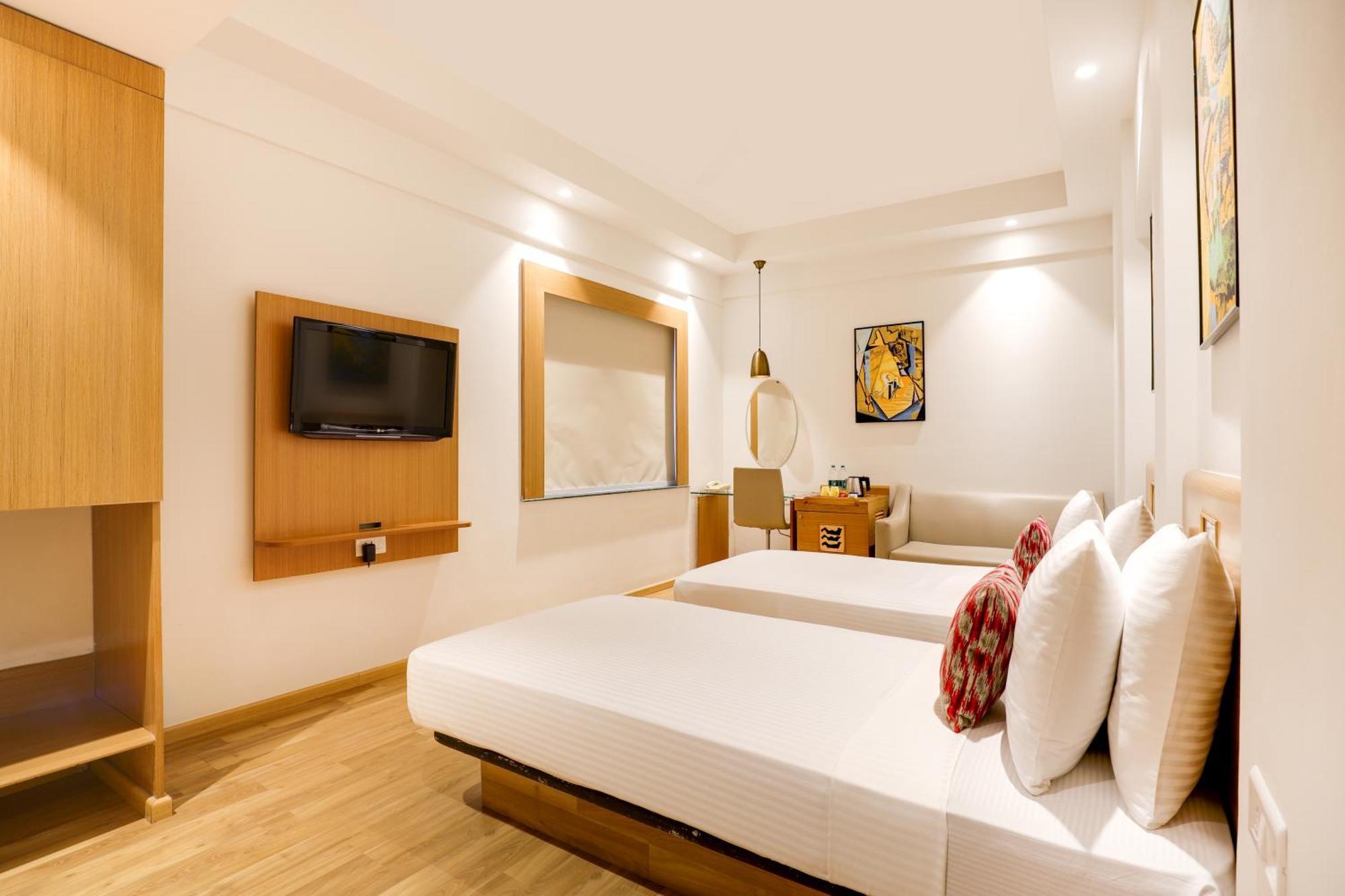 Lemon Tree Hotel Chandīgarh Екстериор снимка