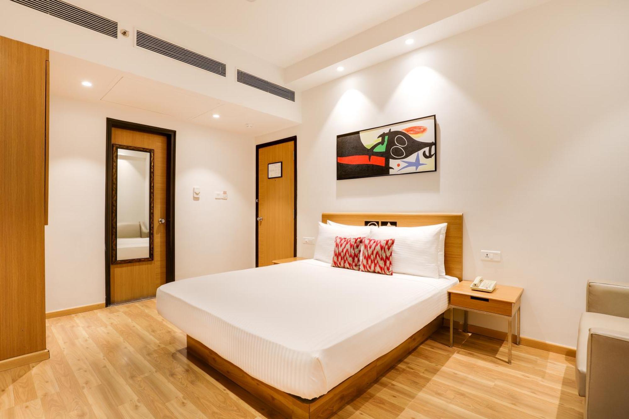 Lemon Tree Hotel Chandīgarh Екстериор снимка