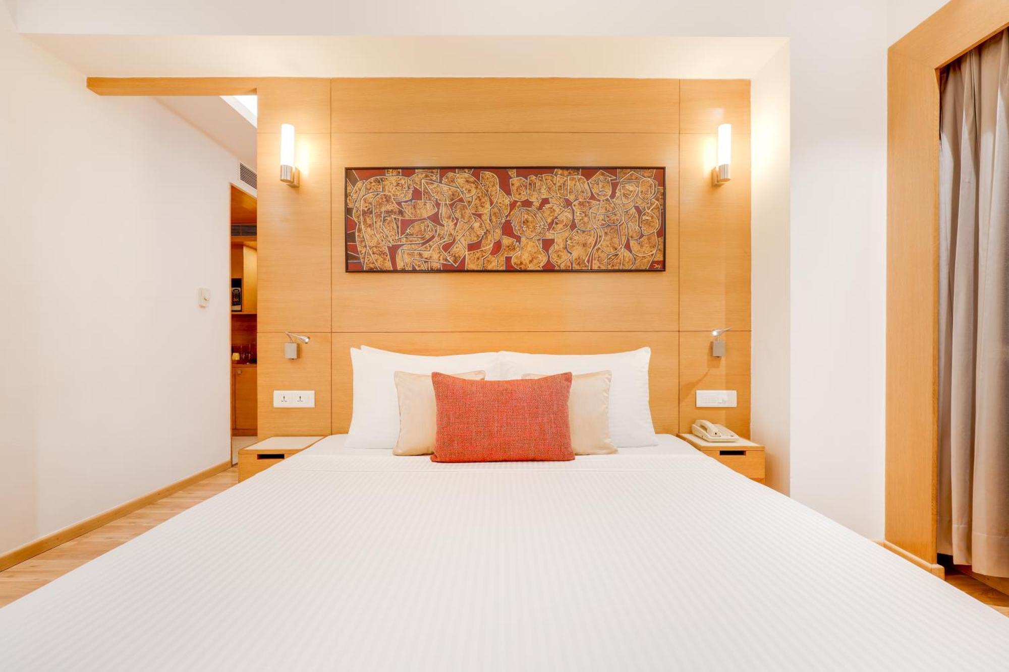 Lemon Tree Hotel Chandīgarh Екстериор снимка